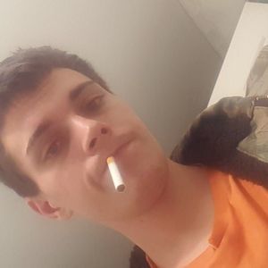 Meet your Posher, Dylan